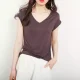 新款莫代爾純色休閒T恤，顯瘦V領，清涼透氣不悶熱，超級百搭不挑身材！