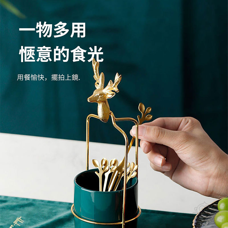 ins北歐風餐具，創意鹿頭造型，北歐輕奢質感，鐵藝與陶瓷的碰撞，經久耐用，一物多用，可拆卸，方便實用，裝飾桌面清新別緻