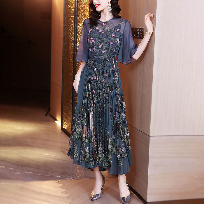 法式氣質印花百搭裙子，夏季高檔連衣裙洋氣女裝