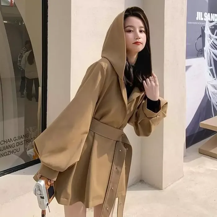 卡其色風衣女短款2021秋新款韓版寬松氣質連帽鬥篷收腰小個子外套