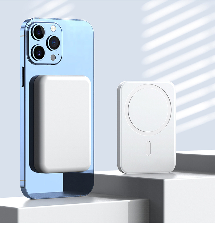 超好用的無線磁吸PowerBank，5000毫安大容量，支持快充安全充電不傷機