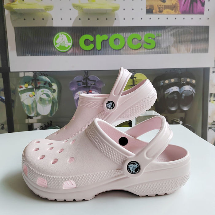 【限時特惠】Justin Bieber等潮人熱捧的Crocs洞洞鞋，鞋面可配上喜愛的Jibbitz™ Charms，展現你的獨有風格！
