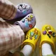 【限時特惠】Justin Bieber等潮人熱捧的Crocs洞洞鞋，鞋面可配上喜愛的Jibbitz™ Charms，展現你的獨有風格！