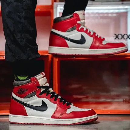 ◆関税/送料込◆NIKE AIR JORDAN 1 HIGH OG CHICAGO