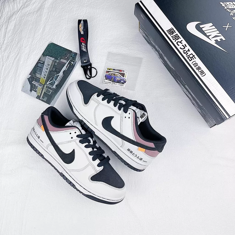 ★NIKE★送関込世界が欲しがるプレミアムな逸足♪ 【今年の新商品】【新商品発売】頭文字D×NIKE Low Dunks