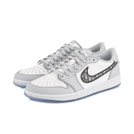 【🔥期間限定特価連名襲来！】Dior x Nike Air Jordan 1連名ローカットスニーカー！！！クリスタルベースで贅沢を満喫！