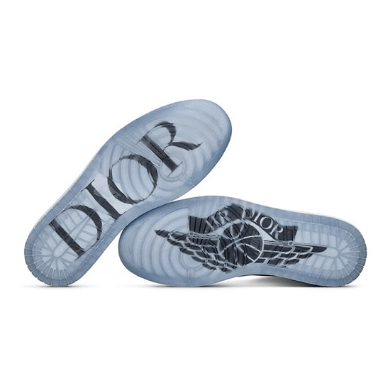 【🔥期間限定特価連名襲来！】Dior x Nike Air Jordan 1連名ローカットスニーカー！！！クリスタルベースで贅沢を満喫！