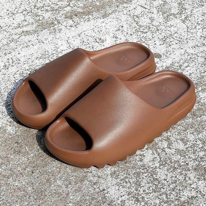 🔥Limited Time Special ! Adidas Yeezy Slide | Authentic!