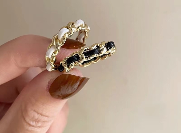Small Chanel style ring