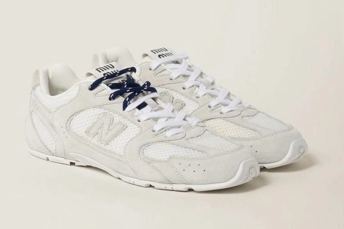 【入手困難】MIUMIU ミュウミュウｘNew Balance ニューバランス（税引き後の価格）
