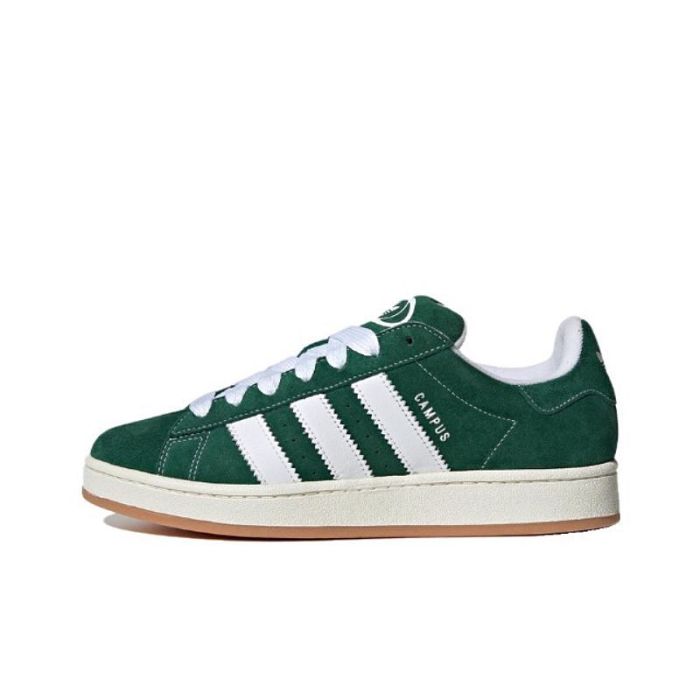 Adidas Campus 00sリサと同じスタイル