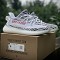 YEEZY 350 白斑馬
