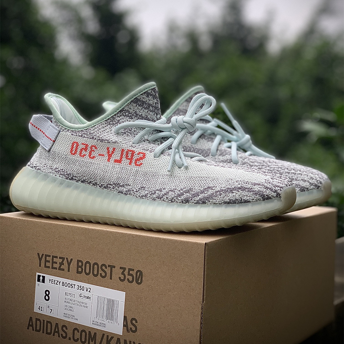 【Adidas | Yeezy Boost 350】2024年度超大折扣壓軸登場，再一次！体验腳踏雲端的感覺！