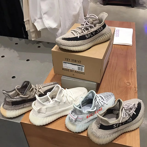 【Adidas | Yeezy Boost 350】2024年ファイナルヒット指定スタイル、再び！まるで雲を踏んでいるような気分です！
