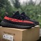 YEEZY 350 黑粉