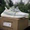 YEEZY 350 冰藍天使