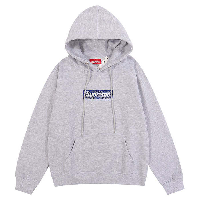 Supreme Bandana Box Logo hoodie 数量限定發售