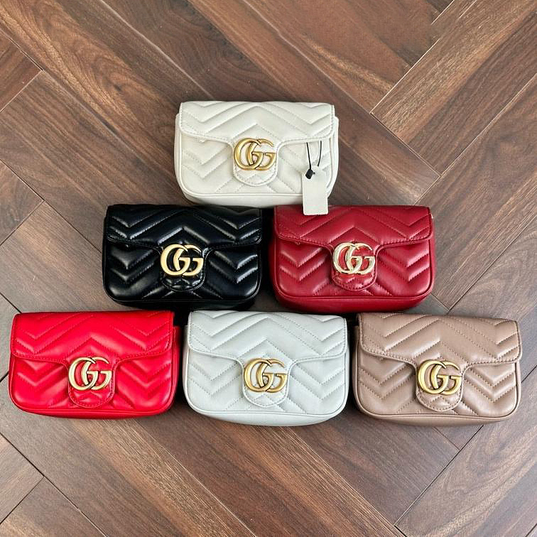 【韓国ロッテ免税店購入】Gucci グッチ GG Marmont super mini bag 6色をご用意