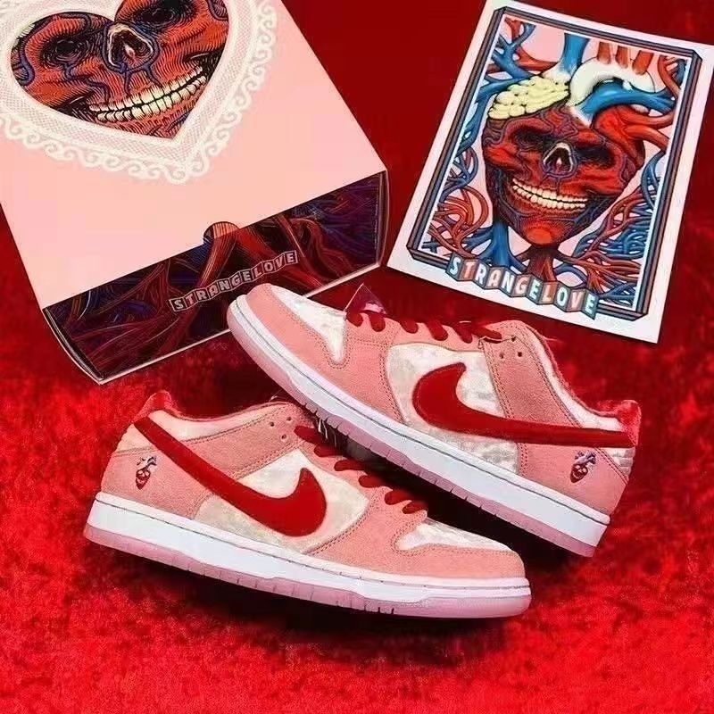 Strange Love x Nike SB Dunk Low