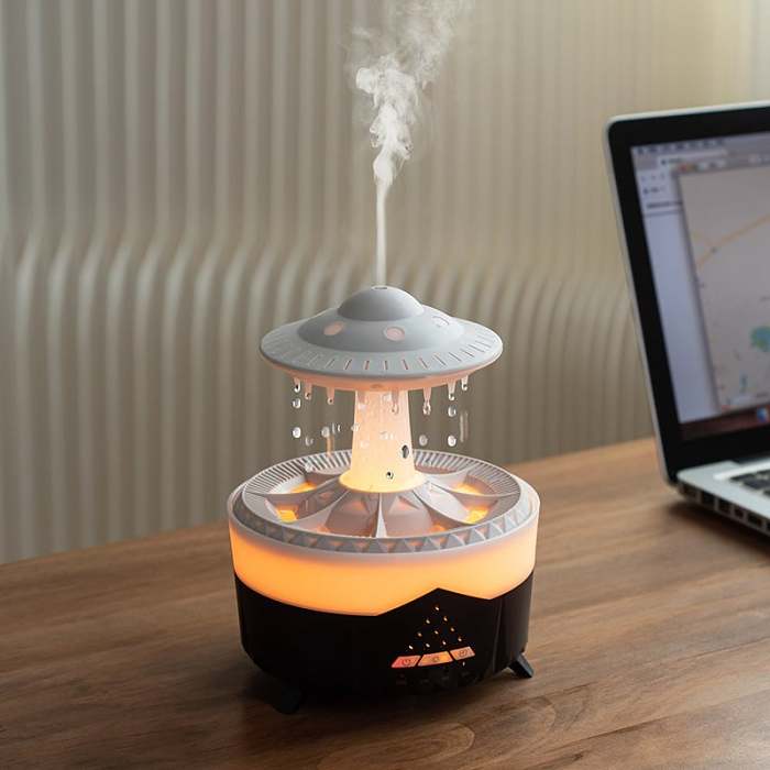 【家用香薰加濕器】大霧量加濕，靜音運作，遙控便捷，一機兩用，舒適加倍！