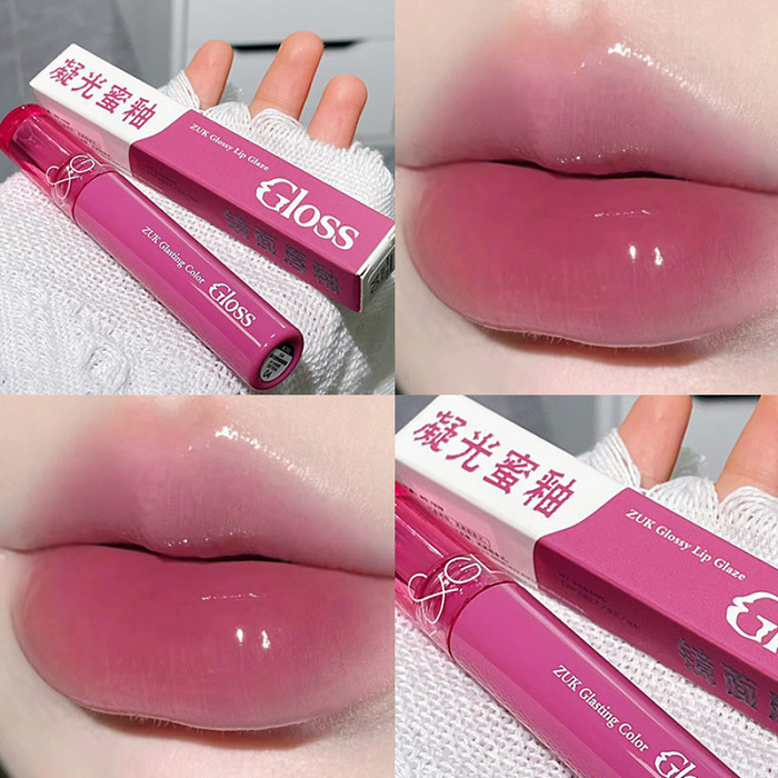 Glassy moisturizing lipstick for girls