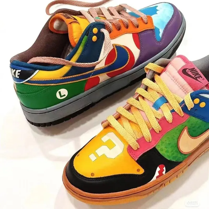 Nike x Super Mario dunk low||“What the Super Mario”
