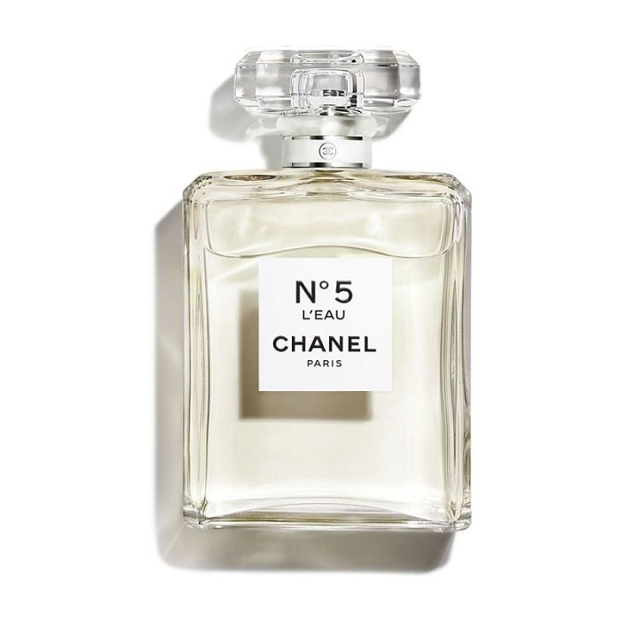 To celebrate the 10th anniversary of TASA MENG Duty Free Shop, we will bring the best-selling perfume to customers. The original price is 26663円 per bottle, and now it is on sale at a special price of 9999円.【tax included】