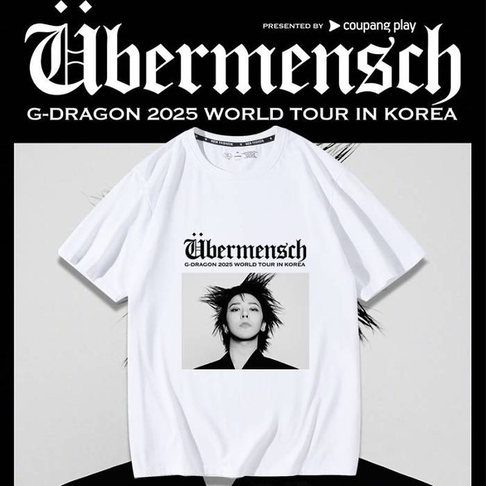 達8年再次開唱！G-Dragon權志龍宣布 2025 WORLD TOUR [Übermensch]世界巡迴演唱会即將開始！新加坡站待官宣！全球多個城市跟粉絲見面！ 2025系列短袖T恤應援來襲！！