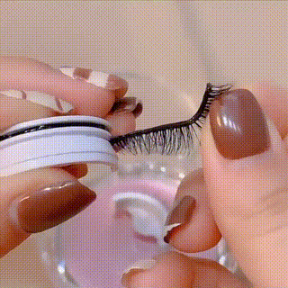 【3秒で付けられるつけまつげ 】繰り返し使える　お手入れも楽　快適なつけ心地　防水・防汗　本日より特別販売