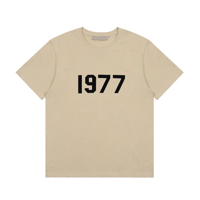 Fear of God Essentials 經典時尚短袖T恤 男女都可穿 #數量有限 #Essentials  #貨到付款 #100%正品