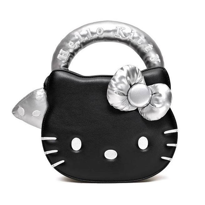 【🎀大分Hello Kitty主題機場限定 | HelloKitty托特包🛫】強勢登台！超大容量滿足你日常所需✔️立體萬針刺繡 純手工訂製✨三防科技布料 拒水防污防油💯三種背法隨心換，⏳限量發售中！手刀下單還送 Kitty錢包 ～🌸日本直郵，小量限時開賣💨