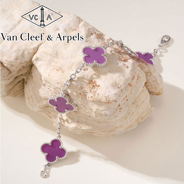 Van Cleef & ArpelsGirls' bracelets