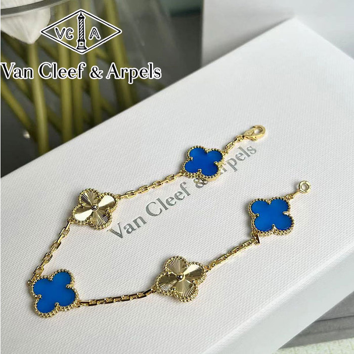 Van Cleef & ArpelsGirls' bracelets