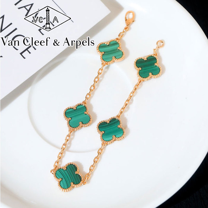 Van Cleef & ArpelsGirls' bracelets