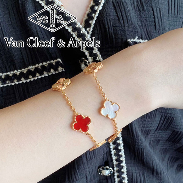 Van Cleef & ArpelsGirls' bracelets