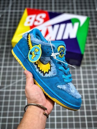 Grateful Dead x Nike Dunk SB Low