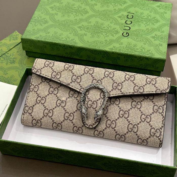 🥳To celebrate the Anniversary Celebration of TAIWAN Duty Free Shop, we will bring the best-selling wallets to customers.Brand wallets are now on sale at a special price of 12800 円 .