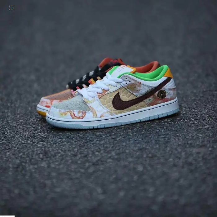 Nike SB Dunk Low Pro Qs  Street Hawker