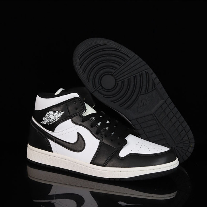 Nike x Jordan Air Jordan 1 mid
