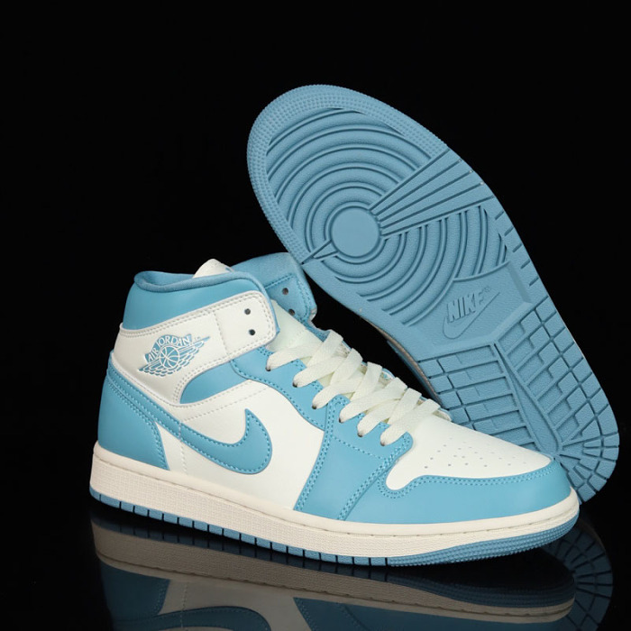 Nike x Jordan Air Jordan 1 mid