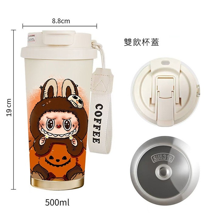 🎉 POP MART首次聯乘7仔登場啦！ 人氣角色LABUBU變身超萌卡通咖啡杯🐰💖 🎁 萌爆卡通元素+高質保溫功能，保冰12小時冇難度，仲要係聯名限定，顏值同實力兼備！出街拎住佢，肯定引嚟勁多人問邊度買🤩！仲等？快啲Click入嚟搶購啦～