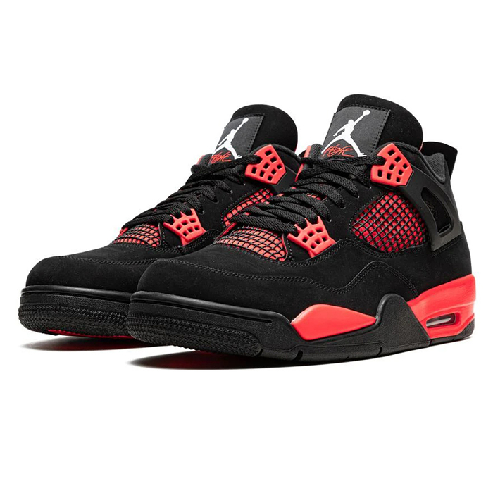 NIKE AIR JORDAN 4 RETRO
