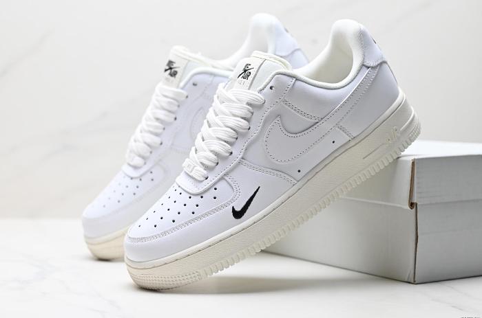 【男女同款】Nike Air Force 1 '07 LX低幫百搭休閒運動板鞋 🔥限時促銷