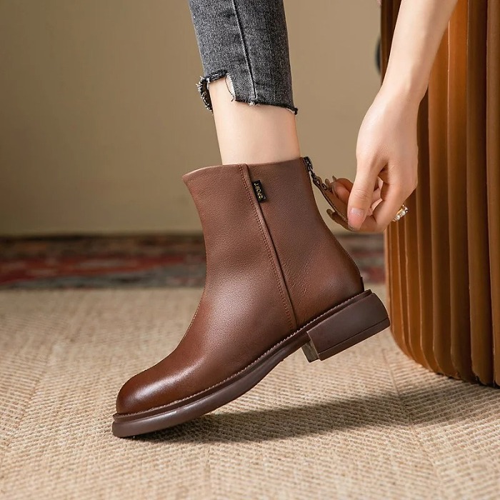 👢累計販売数55,000足突破✨最強美脚ショートブーツ！真皮英倫風馬丁靴