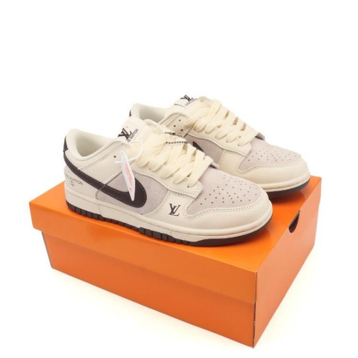 Louis Vuitton x Nike SB Dunk Low Pro