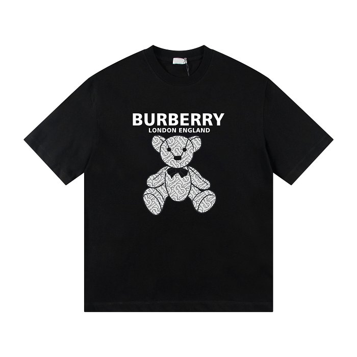 熱門品牌T-Shirt半價！限時優惠，售完為止，不再補貨。男女皆宜。
