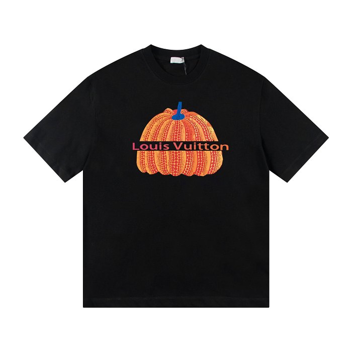 熱門品牌T-Shirt半價！限時優惠，售完為止，不再補貨。男女皆宜。