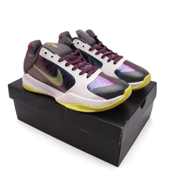 OFF-WHITE x Nike Kobe 5 Protro