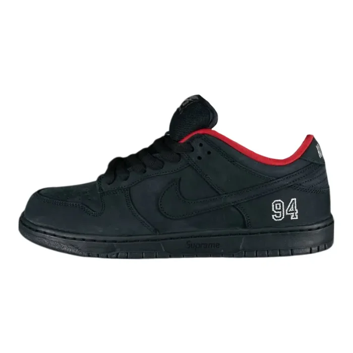 Supreme x Nike SB Dunk Low