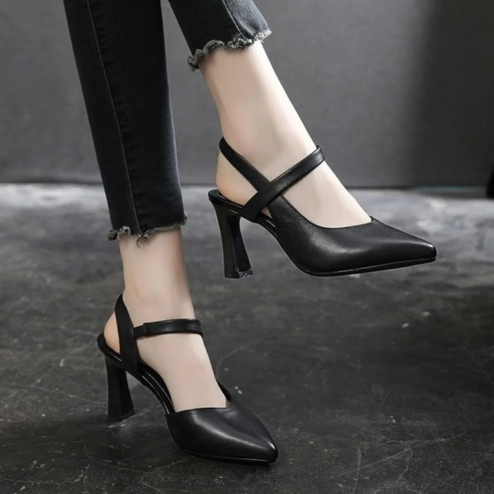 👠✨ 樂天累计销售量Top1！穿上就能拉长腿部线条5厘米。柔软皮革高跟鞋，舒适百搭不磨脚。